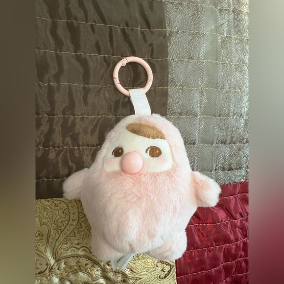 POP MART Pucky Beanie Bubble Up Plush Pendant - Pretty Bubble - Picture 4 of 9